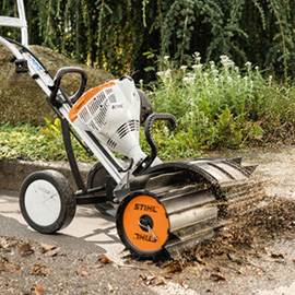 STIHL KW-MM Kehrwalze